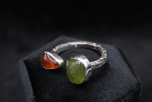 Arbiters Judgement Ring - Peridot & Spessartine Garnet - Size 7