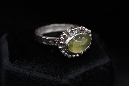 Seed Ring-Peridot-Size 7
